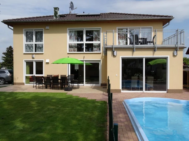 Außenansicht Ferienwohnung Neuenhagen