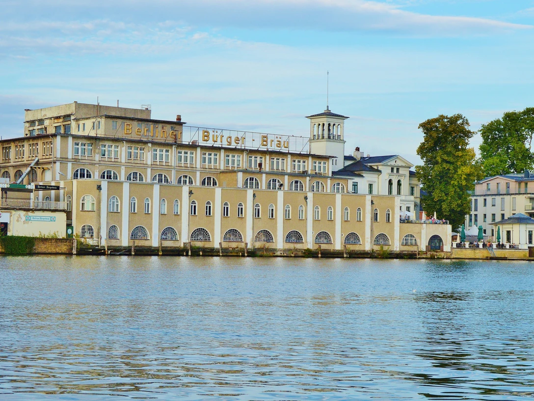 Müggelspree mit Berliner Bürgerbräu