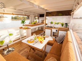 Wohlfühlboot Innenansicht I