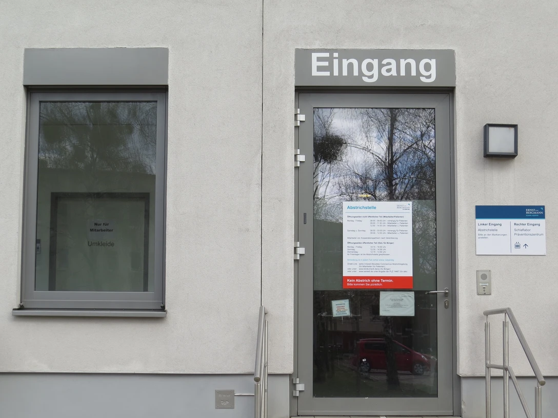 Zentrale Abstrichstelle - Klinikum Ernst von Bergmann gGmbH