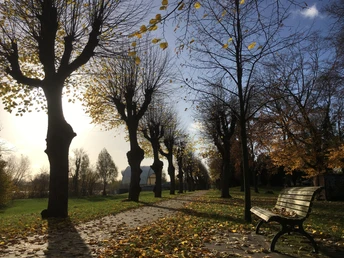 Radweg am Europäischen Hugenottenpark
