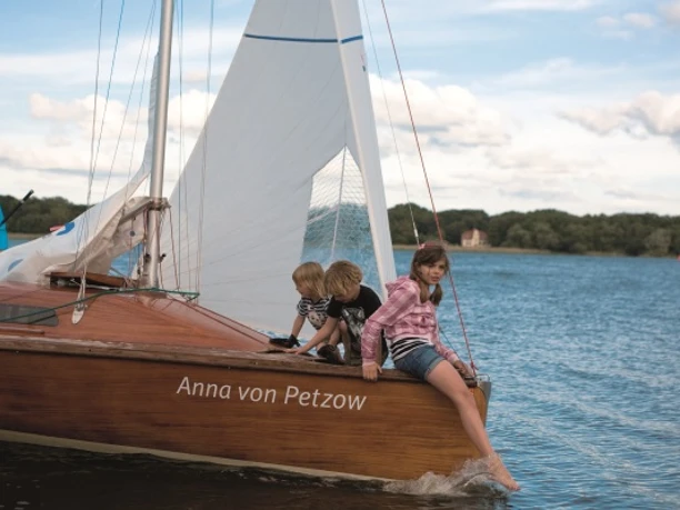 Unter Segeln auf den Havelseen