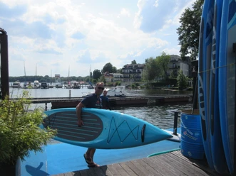 nalani-SUP-Surfing
