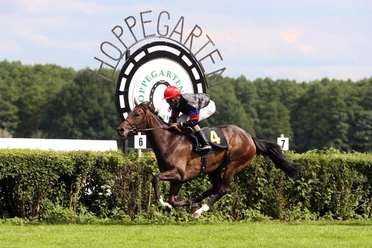 Rennszene in Hoppegarten