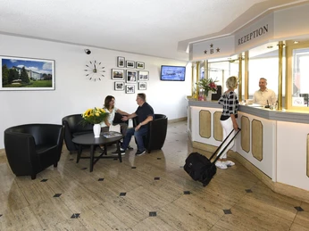 Empfang, LAT Hotel & Apartmenthaus