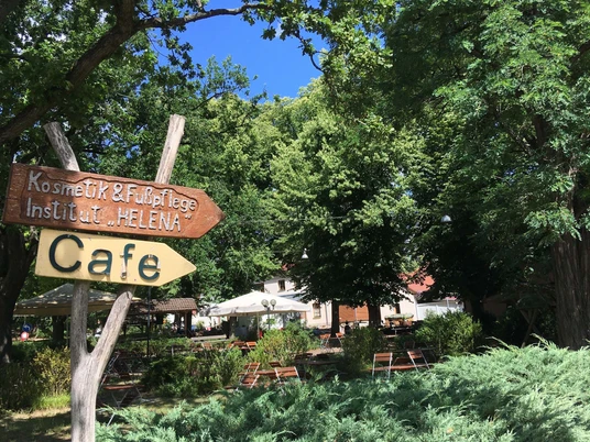 Biergarten in der Friedensstadt