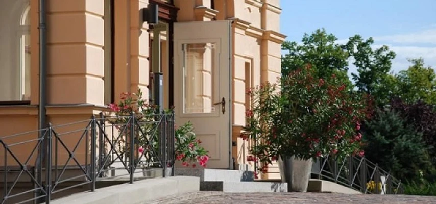 Schloss Ribbeck - Schlosseingang