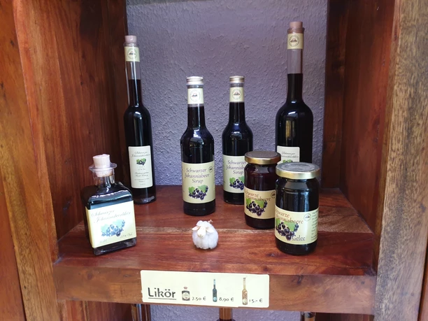 Produkte aus schwarzen Johannisbeeren