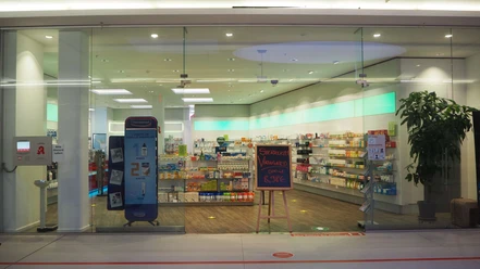 Apotheke im Bahnhof in Potsdam