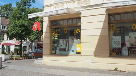 Königin Luise Apotheke in Potsdam