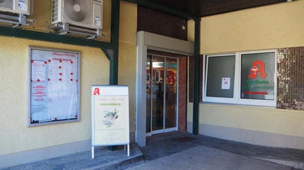 Waldstadt Apotheke in Potsdam
