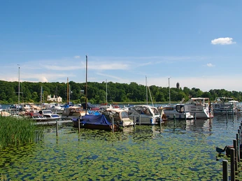 ESV Lokomotive Potsdam e.V. - gegenüber vom Schlosspark Babelsberg