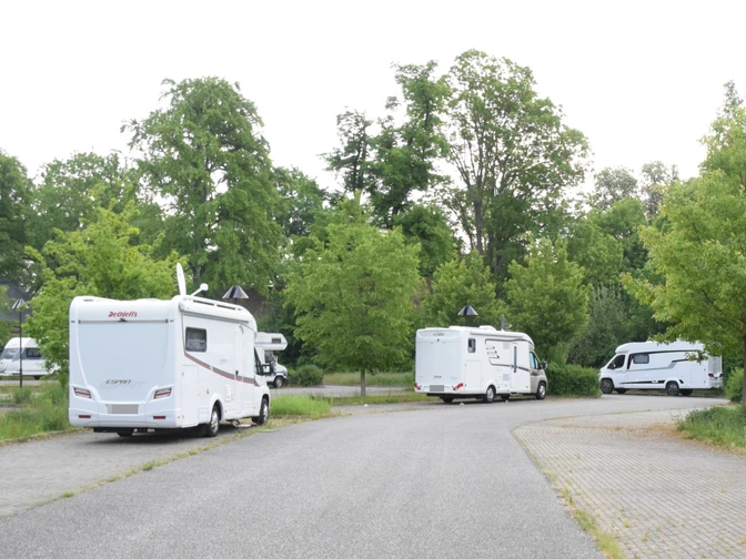 Parkplatz am Krongut