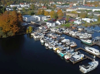 Luftbild Yachthafen Werder