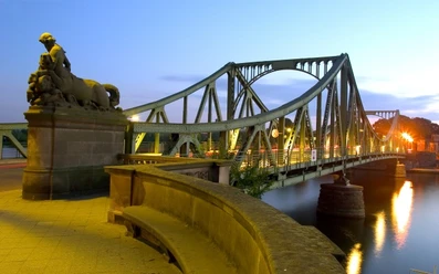 Glienicker Brücke