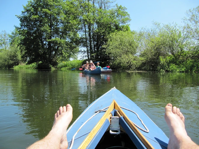 Treiben auf der Spree