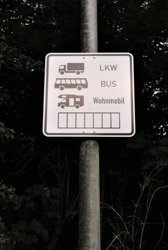 Parkschild Wohnmobilstellplatz am Neuen Palais