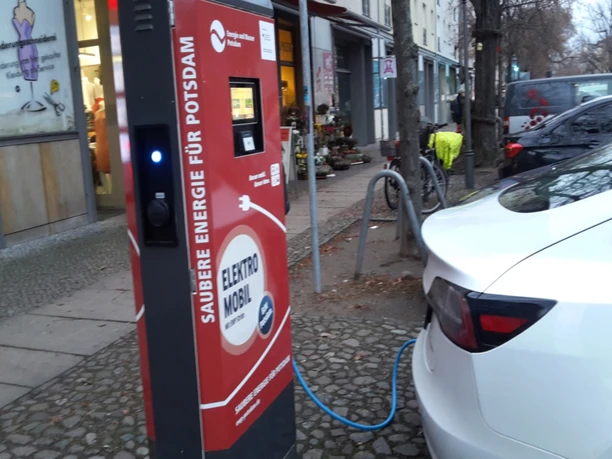 Stromtankstelle Dortustr. 23