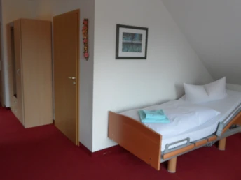 Pension Sperlingshof, höhenverstellbares Bett