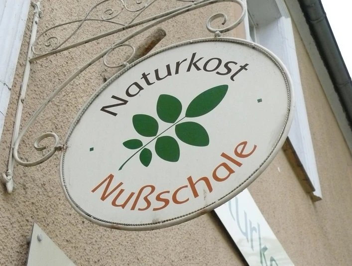 Naturkost Nussschale