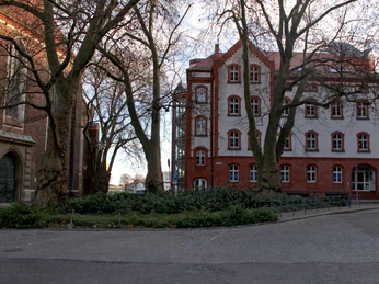 Altes Gefängnis mit Blick von der Stadtseite