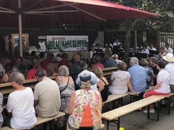 Brauereischänke mit Biergarten