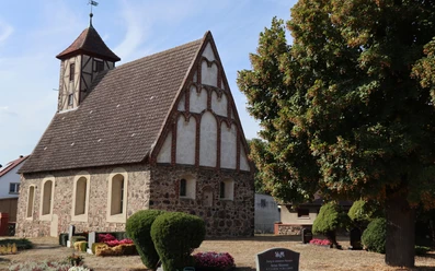 Ostgiebel der Dorfkirche Kuhlowitz