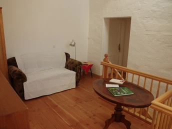 Sitzecke im Vorraum.