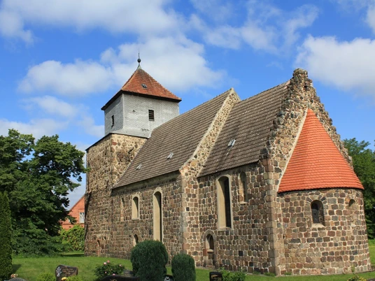 Feldsteinkirche Lüsse