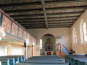 Blick in die Bricciuskirche