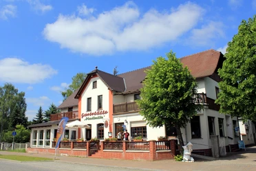 Gaststätte, Hotel und Eiscafé Borgmann's (früher "Stadtmitte")