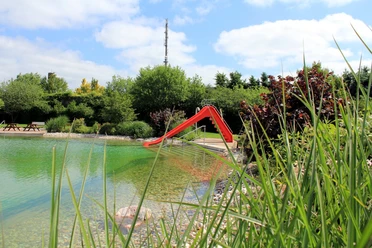 Rutsche im Naturbad