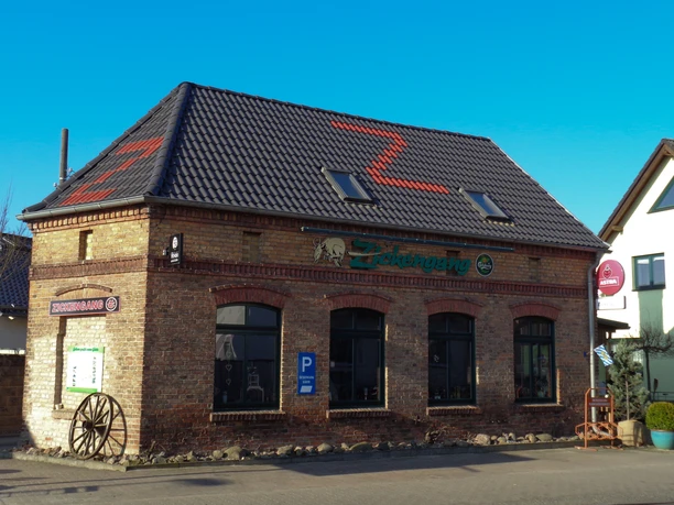 Restaurant "Zickengang" in Golzow