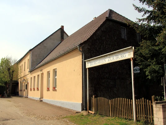 "Zur Burg" Görzke mit Biergarten