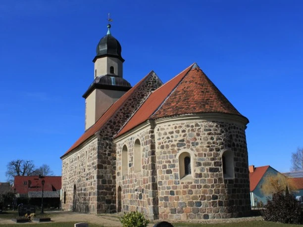 Feldsteinkirche Grubo