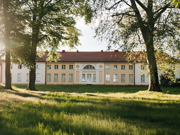 Schloss Paretz mit Schlosspark