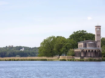 Sacrower Heilandskirche