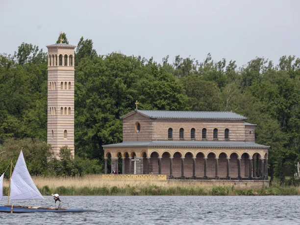 Sacrower Heilandskirche