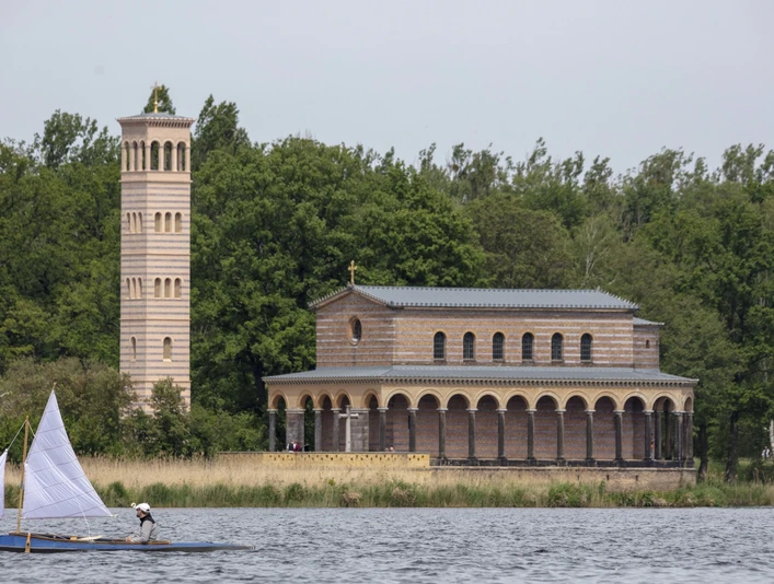 Sacrower Heilandskirche