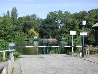 Fähre zur Pfaueninsel