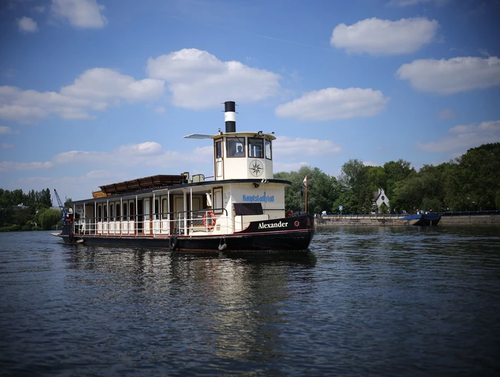 Schaufelraddampfer Alexander