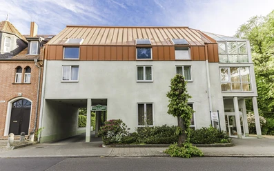 Außenansicht des Akzent-Parkhotels Trebbin