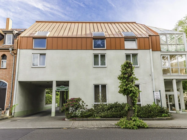 Außenansicht des Akzent-Parkhotels Trebbin