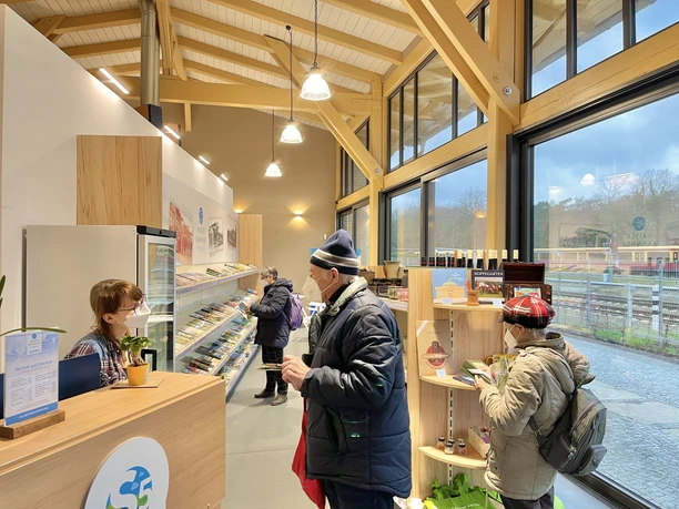 Kaiserbahnhof Hoppegarten Touristinfo von innen