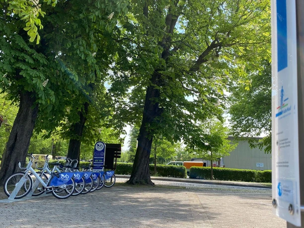 Ladesäule für e-Bikes am Bahnhof Beelitz