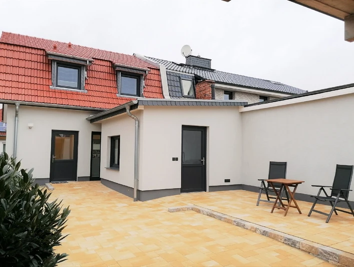 Eingangsbereich und Terrasse Ferienwohnung Strand