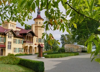 Schloss Hubertushöhe