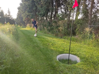 Bahn für Fussballgolf