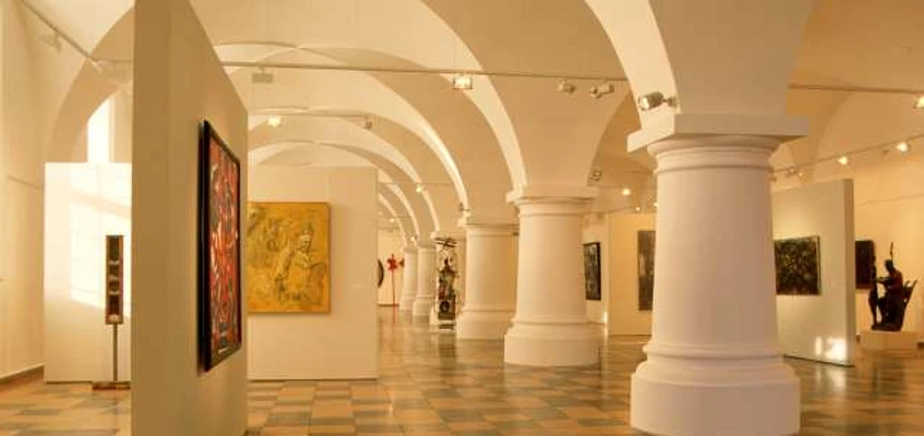 Brandenburgisches Landesmuseum für moderne Kunst Frankfurt (Oder) - Standort Rathaushalle