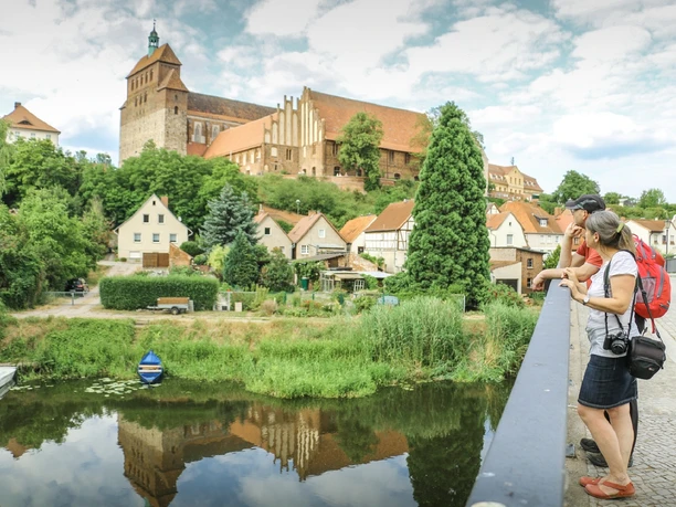 Blick von der Dombrücke auf den Dom St. Marien